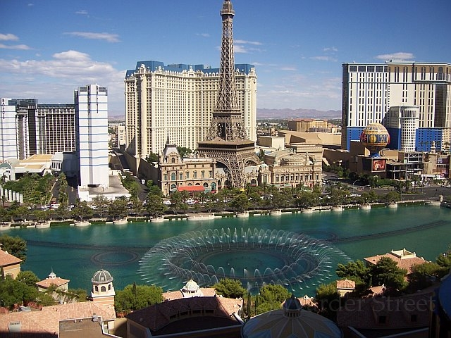 Bellagio Fountains 1.jpg